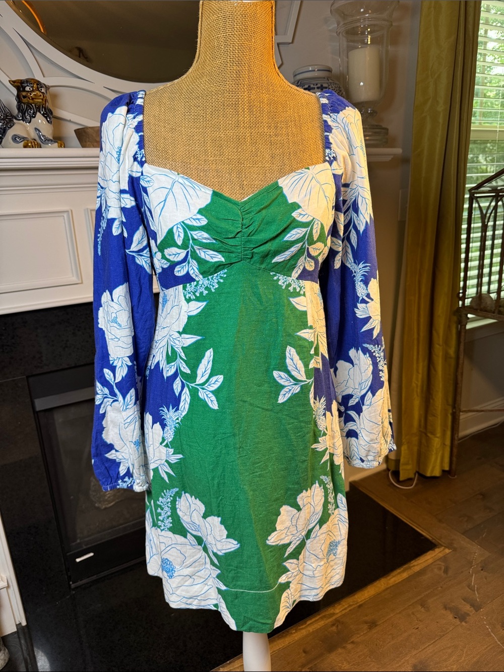 Farm Rio Soft Garden Mini Dress size Small